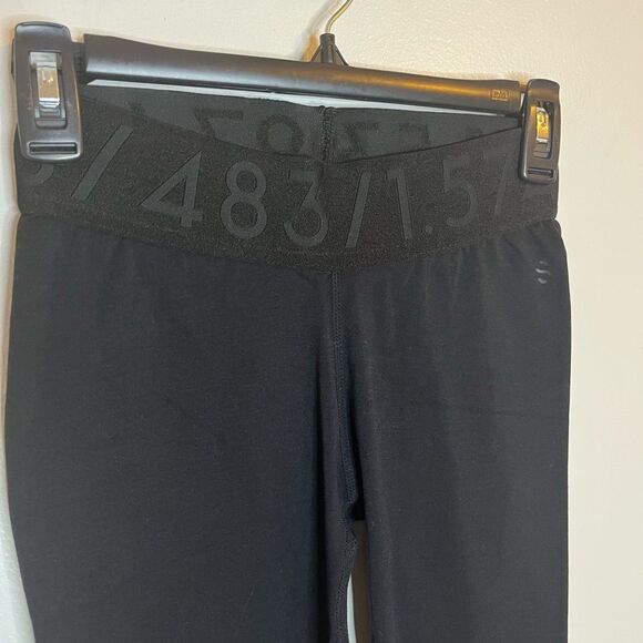 H&M Black Seamless Sports Leggings Size Small - Picture 4 of 13